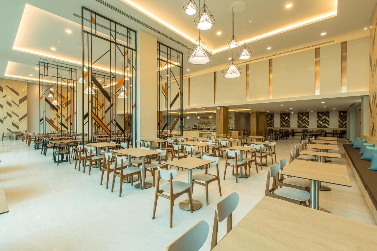 Paragon Grand Resort Jomtien Beach Extérieur photo